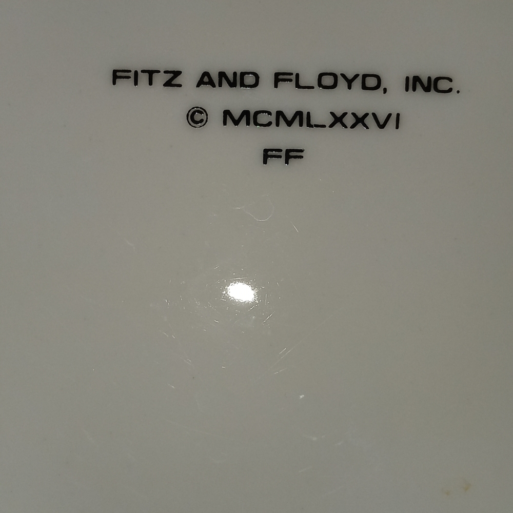 Fitz & Floyd plate - Picture 2 of 3